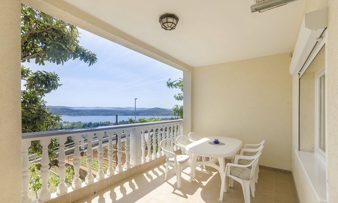 Meterize Apartment | Apartments Maestral Suites (87441-A1) - Sibenik