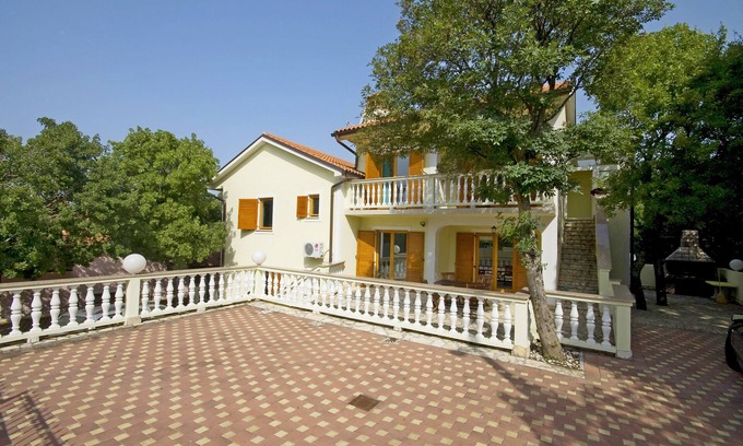 Povile Apartment | Apartments Marinko, (16457), Povile, hr