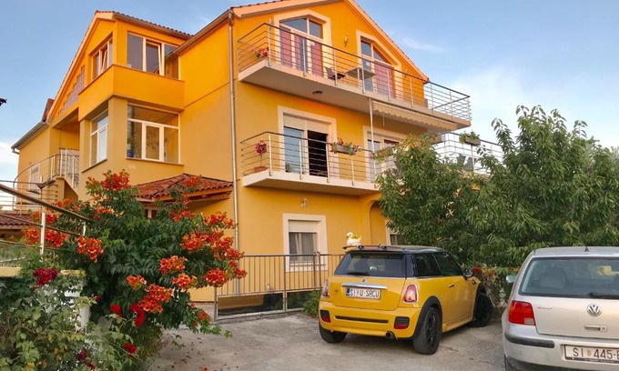 Brodarica Apartment | Apartments Maslina