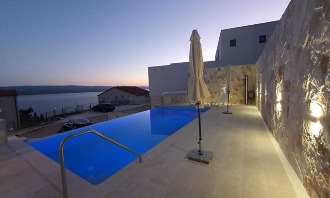 Ruskamen Apartment | Apartments Mate with pool