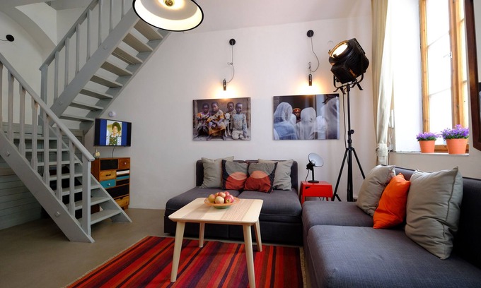 Mala Strana Apartment | Apartments Near Prague Castle and Charles Bridge