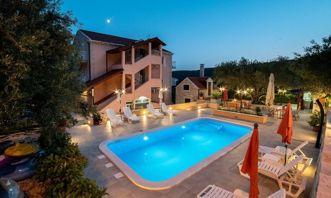 Zaton Apartment | Apartments Njirić