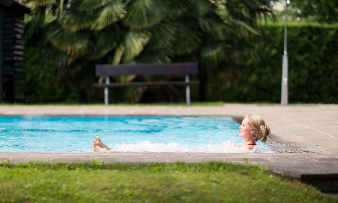 Lana Apartment | Apartments Obermayr: Apartment with outdoor pool and indoor pool