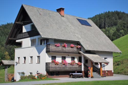 Zgornja Sorica Apartment | Apartments Peternelj