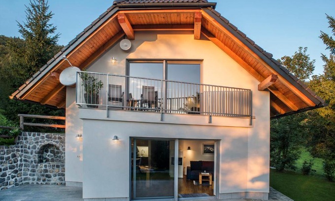 Cerklje na Gorenjskem Apartment | Apartments Sivka - Private Sauna