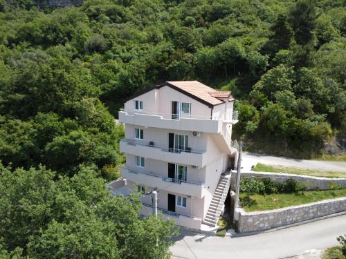 Prijevor Apartment | Apartments Tijana