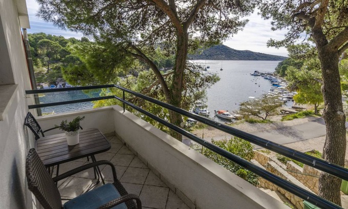 Primosten Apartment | Apartments Uvala