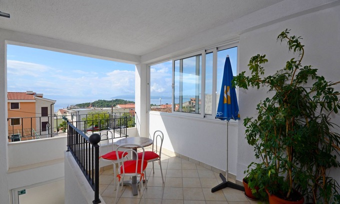 Vrpolje Apartment | Apartments Verica (37591-A1) - Makarska