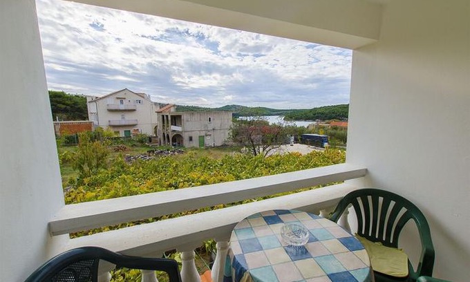 Jadrtovac Apartment | Apartments Vladimir