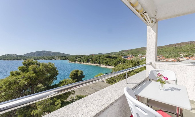 Tribunj Apartment | Apartments Vlasta (26391-A2) - Tribunj