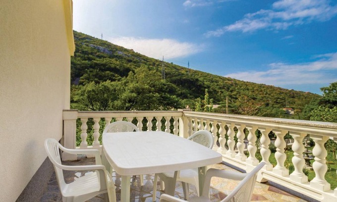Veljun Primorski Apartment | Apartments Vukelić (28751-A2) - Senj