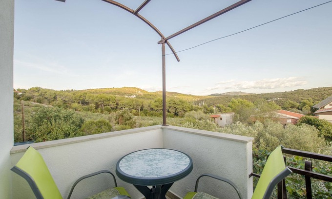 Maslinica Apartment | Apartments Zdenko (10981-A2) - Maslinica