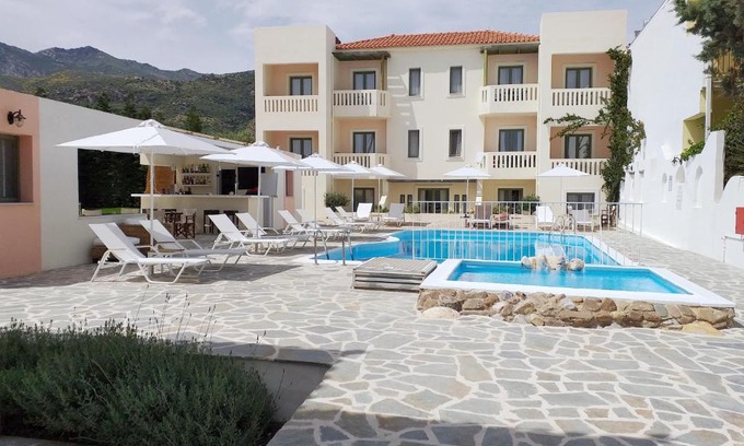 Marathokampos Apartment | Aphrodite Samos Suites