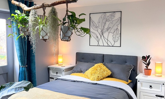 Walsoken House | Aplanty Studio in the Orchard - In the heart of The Fens