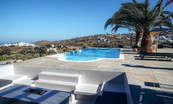Apollonia Villa | Apollonia Summer Villa - In the center of the island