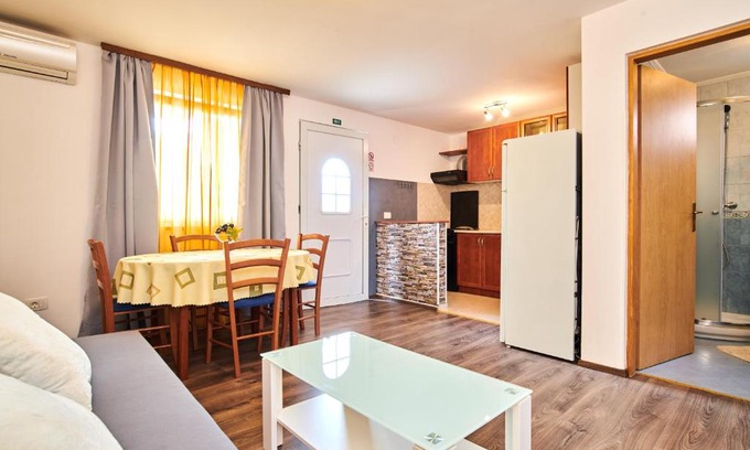 Vilanija Apartment | APP Šverko