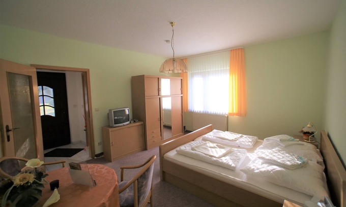 Bergen auf Ruegen Apartment | App. 1 - Rügen-fewo 155