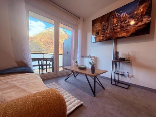 Saint-Jean-de-Maurienne Apartment | App 2-4 Proche Gare Terrasse Garage