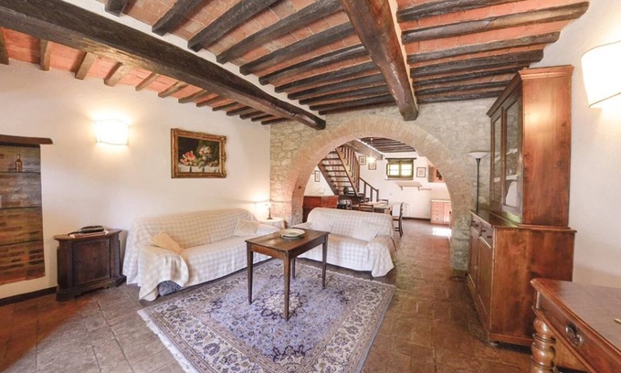 San Pietro a Cegliolo Apartment | APP. CICLAMINO x4 Beautiful farmhouse surrounded by nature, with swimming pool just 3 km from Cortona