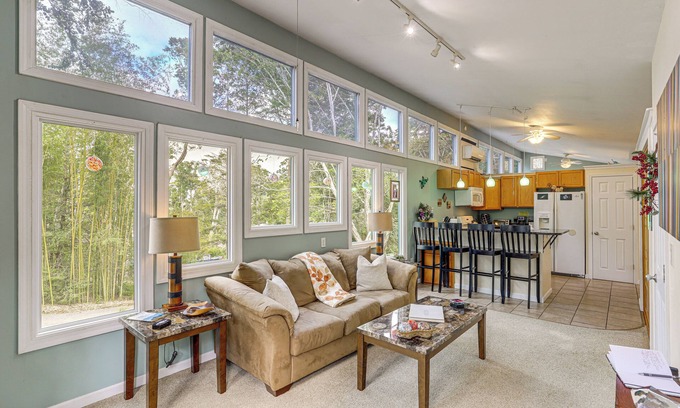 Asheville Apartment | Appalachian Mtn Retreat: 4 Mi to Grovewood Village