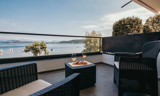 Villaggi Apartment | Appartamento Ferdi - Lakeside L&B