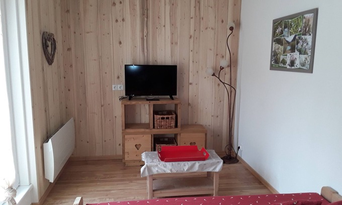 Villar-d'Arene Apartment | Appart 12 in a mountain village: nature and relaxation in Meije country