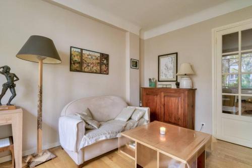 Combat Apartment | Appart calme à Buttes-Chaumont