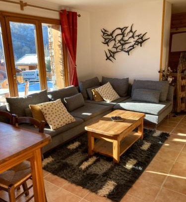 Saint-Marcel Apartment | Appart chocolat chaud 4 pièces-90m² 7 personnes