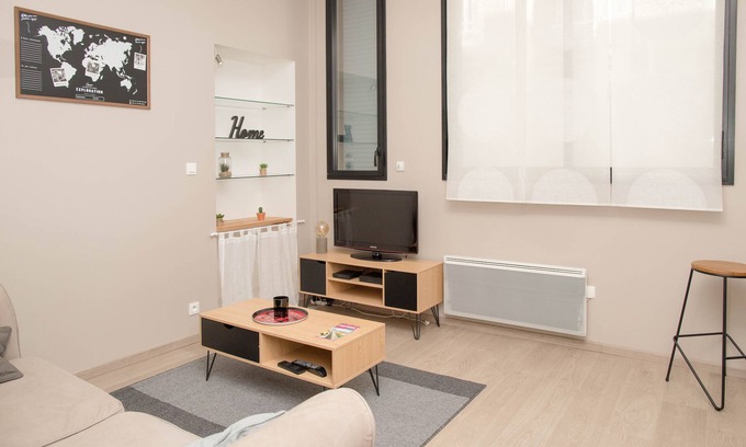 Poitiers Apartment | Appart Cosy, Moderne et Lumineux/Cœur de Ville