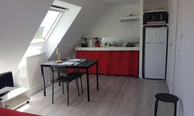 Plouzane Apartment | "Appart-Etape": T1bis 18m², R + 1, furnished for 2 people, from 2 nights