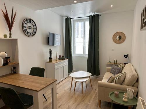 Les Sables d'Olonne Apartment | appart' grande plage