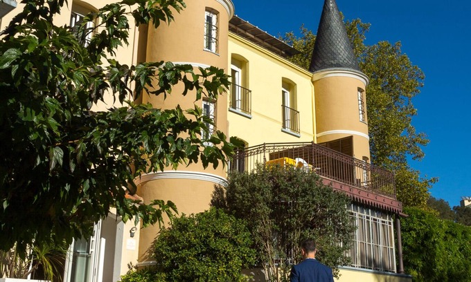Amelie-les-Bains-Palalda Apartment | Appart'Hotel Castel Emeraude