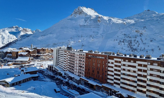 Tignes le Lac Apartment | Appart pied de pistes, 6 pers, Tignes le lac, expo sud avec balcon