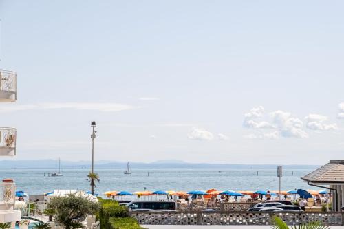 Lignano Sabbiadoro Apartment | Appartamenti Lignano Sabbiadoro - Villa Ammiraglia