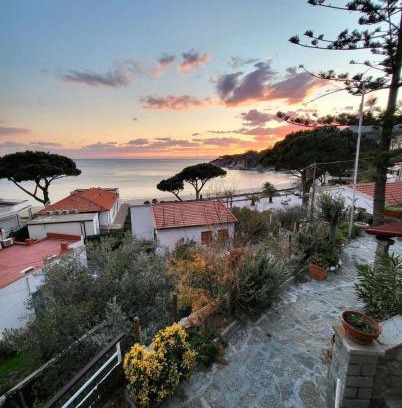 Cavoli House | Appartamenti Vanacore