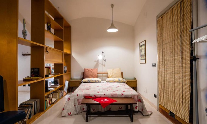 Quartieri Spagnoli Apartment | Appartamento a Palazzo Berio