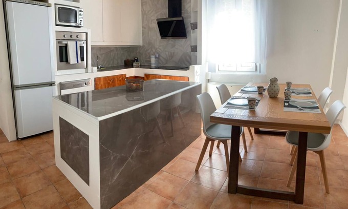 Massenzatico Apartment | Appartamento Accogliente a 10 Minuti da Tutti i Luoghi di Interesse