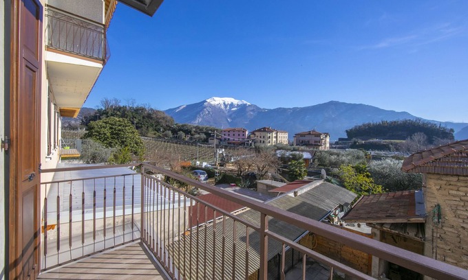 Riva del Garda Apartment | Appartamento Blu, Riva del Garda, Italy