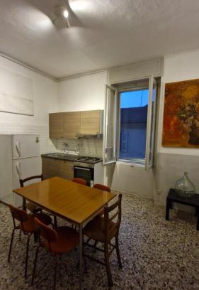 Alessandria Apartment | Appartamento Centro Storico-Piazza Genova-parking free close