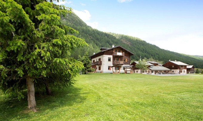 Livigno Apartment | Appartamento Cirmolo Chalet Cambra