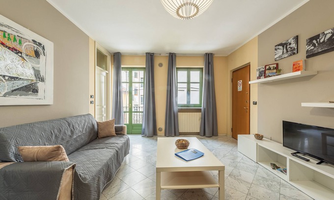 Alba Apartment | Appartamento diVino ,in the heart of Alba