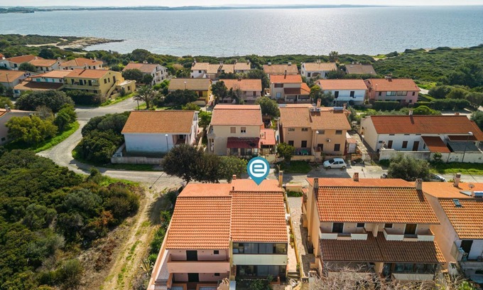 Capo Mannu House | Appartamento fiorito