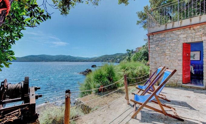 Bagno-Sprizze Other | Appartamento Ilvia - Agriturismo Cotetonda by the Beach with Private Terrace