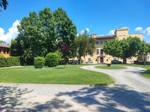 Pontedera Apartment | Appartamento in Villa Aulla