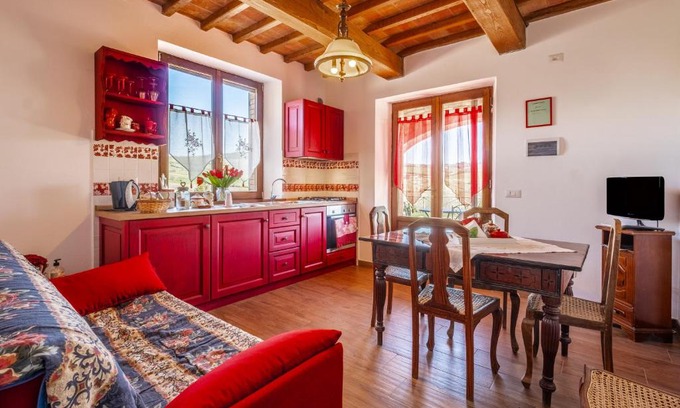 Manciano House | Appartamento Rosso - Monte Crespini