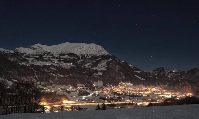 Primaluna Apartment | Appartamento Vista Grigna [natura,sport e Relax]