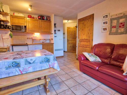 Notre-Dame-de-Bellecombe Apartment | Appartement cosy 4 pers au pied des pistes avec Wifi et Parking, animaux acceptés - FR-1-505-5