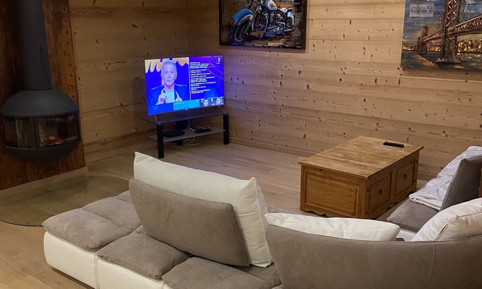 Saint-Paul-en-Chablais Apartment | Appartement Contemporain