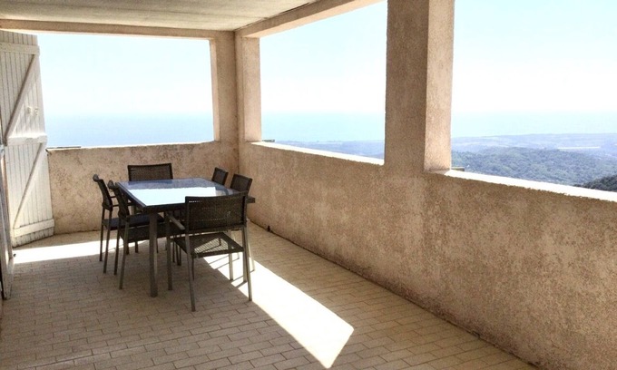 Sant'Andrea-di-Cotone Apartment | Appartement vue Mer, Pied de Montagne
