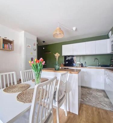 Saint-Cyr-l'Ecole Apartment | Appartement à louer 2 pièces